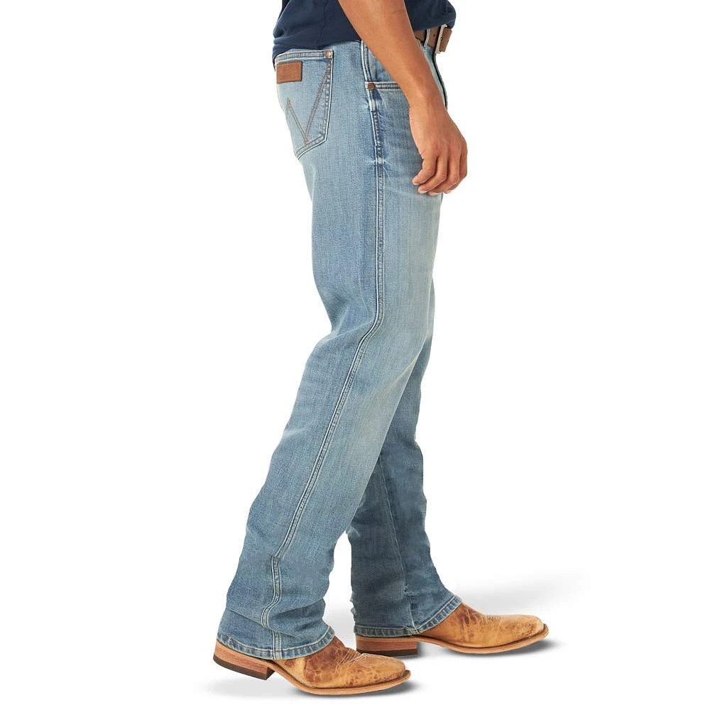 Wrangler Men's Retro Premium 77 Slim Jeans - Image 3